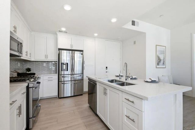 6042 Colt Place 303, Carlsbad, CA 92009