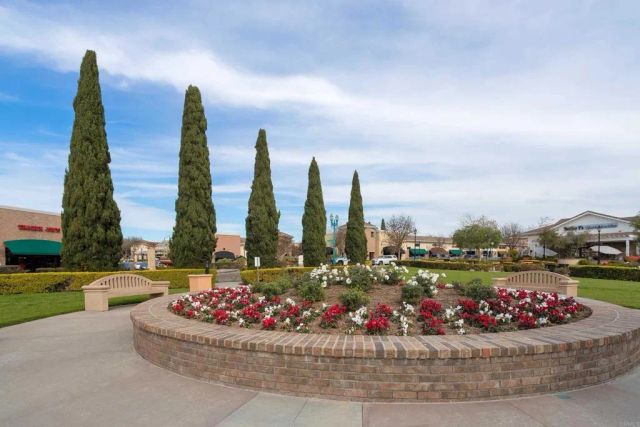 6042 Colt Place 303, Carlsbad, CA 92009