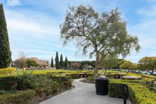 6042 Colt Place 303, Carlsbad, CA 92009
