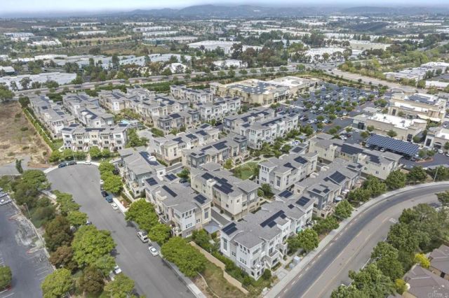 6042 Colt Place 303, Carlsbad, CA 92009