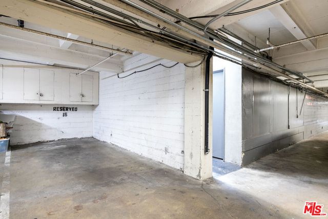 1145 Larrabee Street 6, West Hollywood, CA 90069