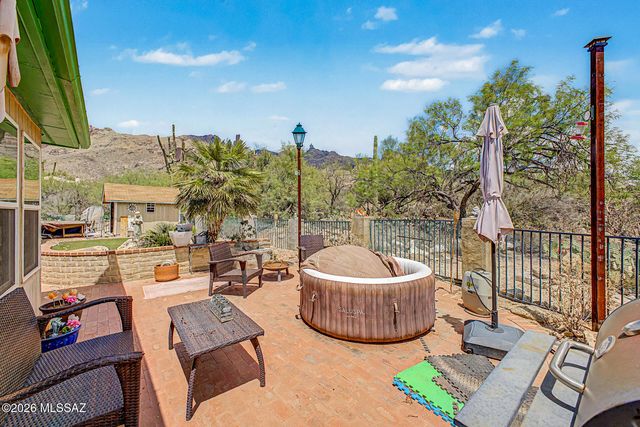 3897 E Diablo Canyon Place, Tucson, AZ 85718
