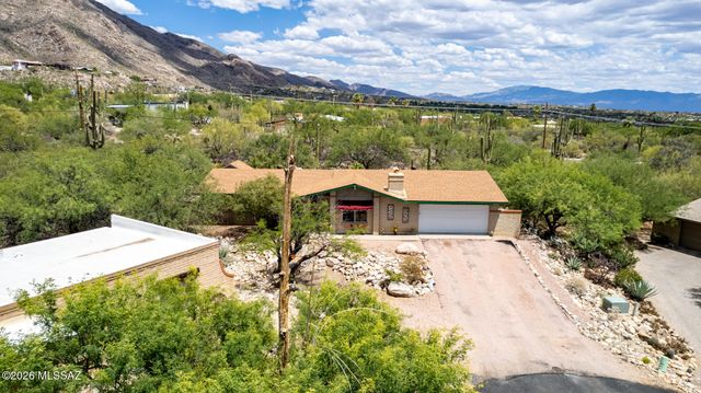 3897 E Diablo Canyon Place, Tucson, AZ 85718