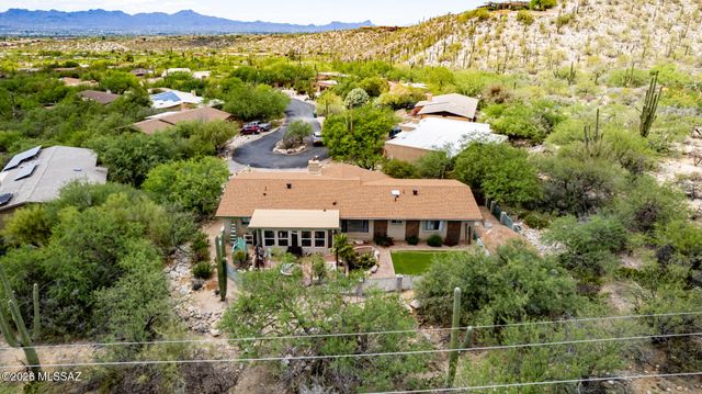3897 E Diablo Canyon Place, Tucson, AZ 85718
