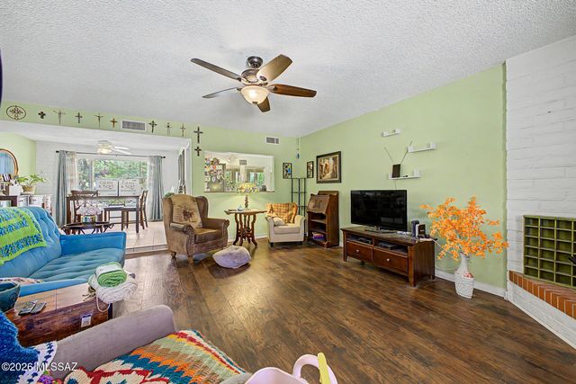 3897 E Diablo Canyon Place, Tucson, AZ 85718