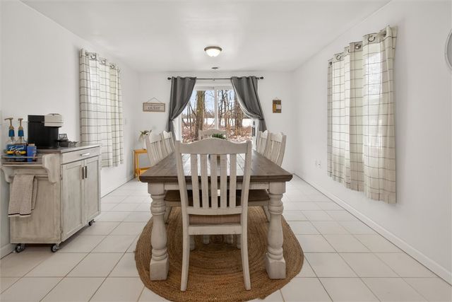 64 Clifton Street, Manchester, NY 14504