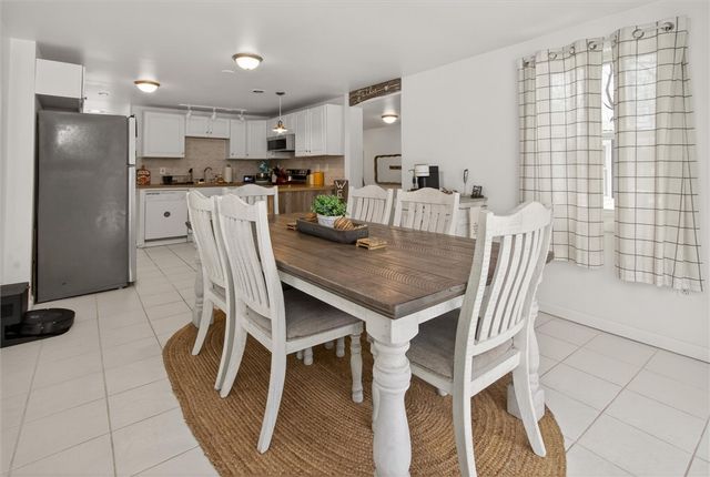 64 Clifton Street, Manchester, NY 14504