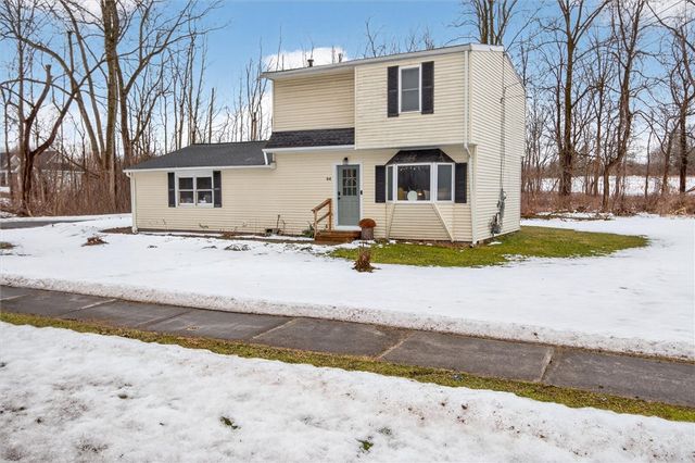 64 Clifton Street, Manchester, NY 14504
