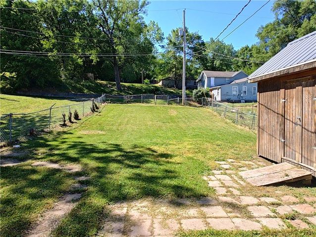 1410 Pacific Street, Atchison, KS 66002