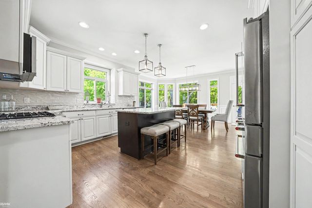 34389 Dante Drive, Chesterfield Twp, MI 48047