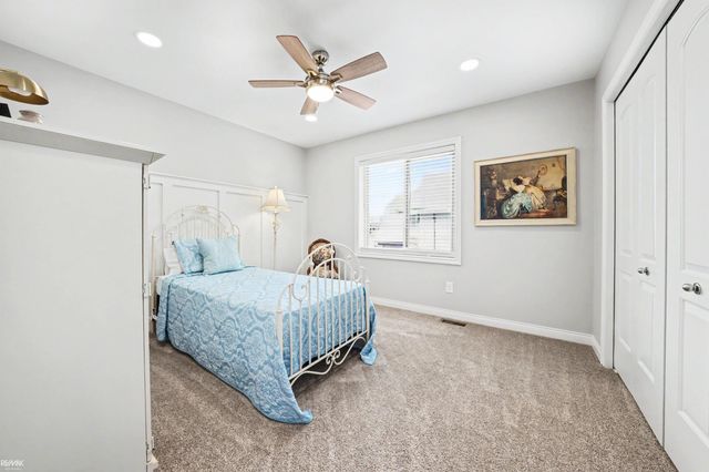 34389 Dante Drive, Chesterfield Twp, MI 48047