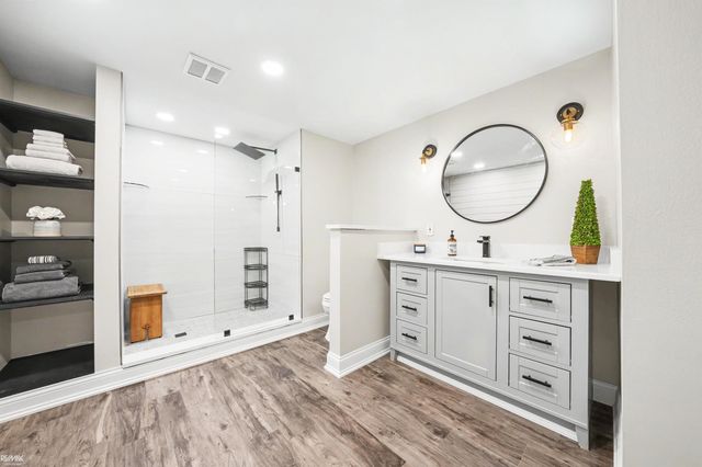 34389 Dante Drive, Chesterfield Twp, MI 48047
