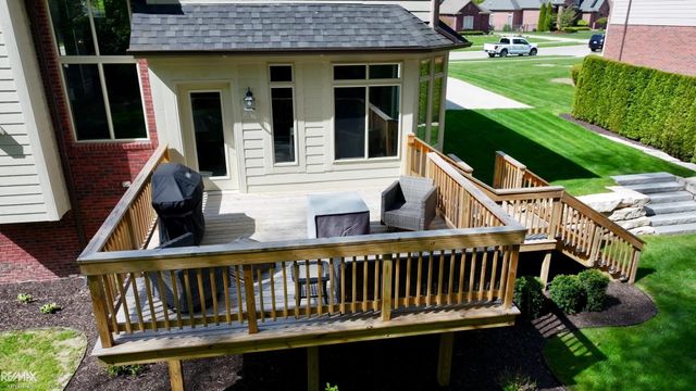 34389 Dante Drive, Chesterfield Twp, MI 48047