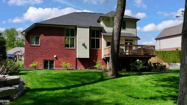 34389 Dante Drive, Chesterfield Twp, MI 48047
