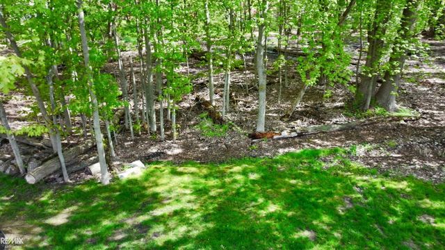 34389 Dante Drive, Chesterfield Twp, MI 48047