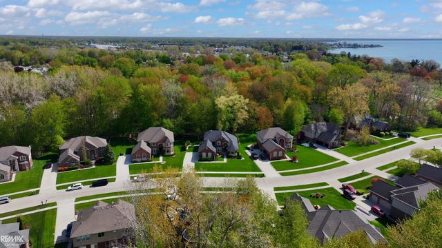 34389 Dante Drive, Chesterfield Twp, MI 48047