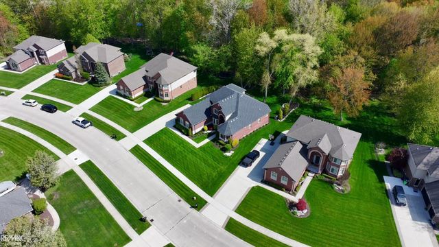 34389 Dante Drive, Chesterfield Twp, MI 48047
