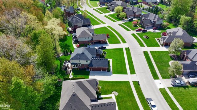 34389 Dante Drive, Chesterfield Twp, MI 48047