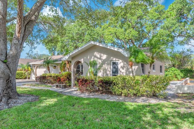 11081 143RD STREET, Largo, FL 33774