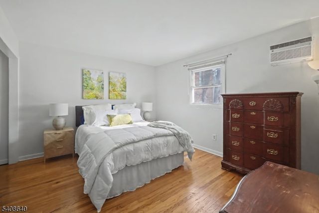 58 Mozart St, East Rutherford Boro, NJ 07073