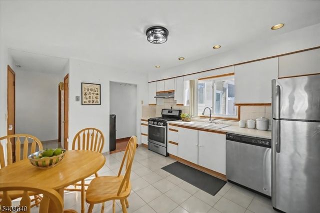 58 Mozart St, East Rutherford Boro, NJ 07073