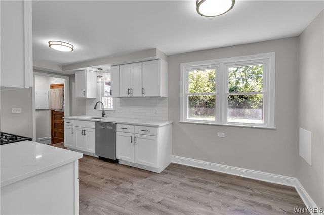 23 Heath, Tonawanda, NY 14223