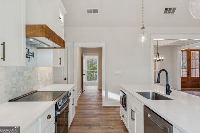 745 Captain Mcdonald Road, Dahlonega, GA 30533