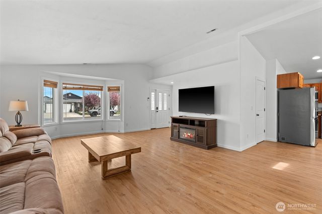 715 NE Hilltop Avenue, Quincy, WA 98848