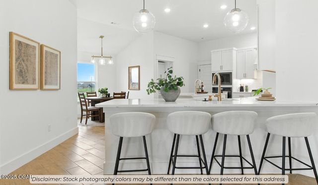 910 Silver Oaks, Carl Junction, MO 64834