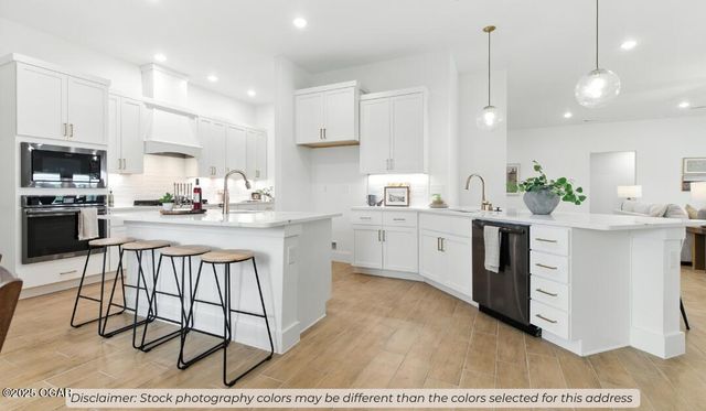 910 Silver Oaks, Carl Junction, MO 64834