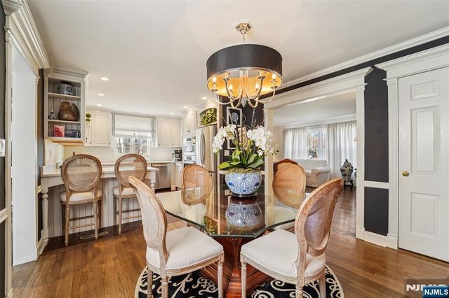 118 Lakewood Avenue, Ho-ho-kus, NJ 07423