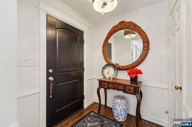 118 Lakewood Avenue, Ho-ho-kus, NJ 07423