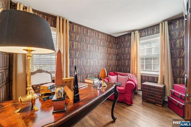 118 Lakewood Avenue, Ho-ho-kus, NJ 07423