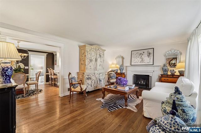 118 Lakewood Avenue, Ho-ho-kus, NJ 07423