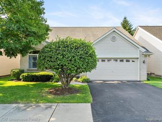 5523 Ashby Court, Waterford, MI 48327