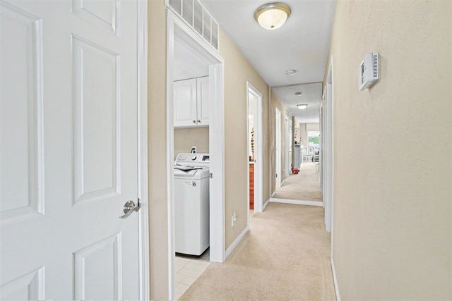 355 W Columbia Avenue 104, Battle Creek, MI 49015