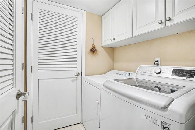 355 W Columbia Avenue 104, Battle Creek, MI 49015