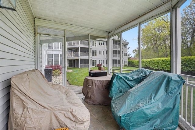355 W Columbia Avenue 104, Battle Creek, MI 49015