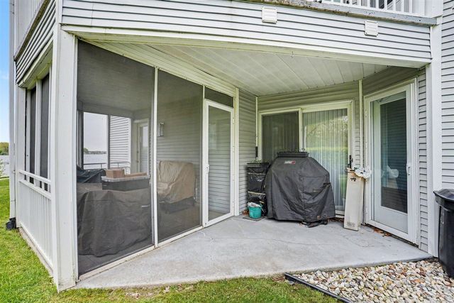355 W Columbia Avenue 104, Battle Creek, MI 49015
