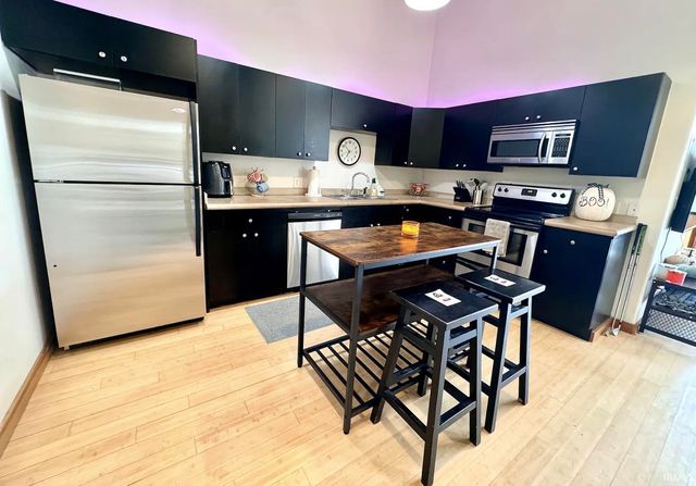 213 N Walnut Street 1 3 4, Bloomington, IN 47404