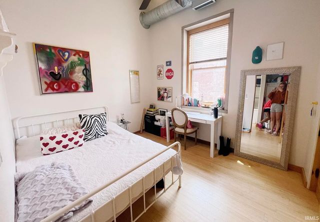 213 N Walnut Street 1 3 4, Bloomington, IN 47404