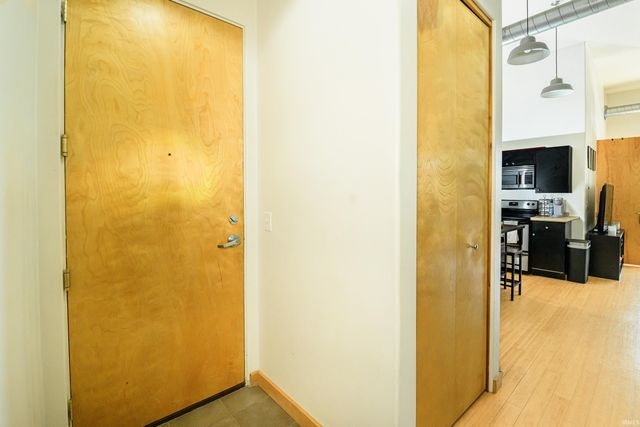213 N Walnut Street 1 3 4, Bloomington, IN 47404