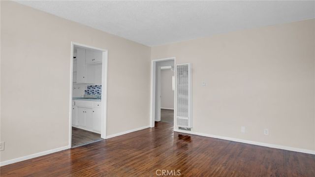 1423 Martin Luther King Jr Avenue 3, Long Beach, CA 90813