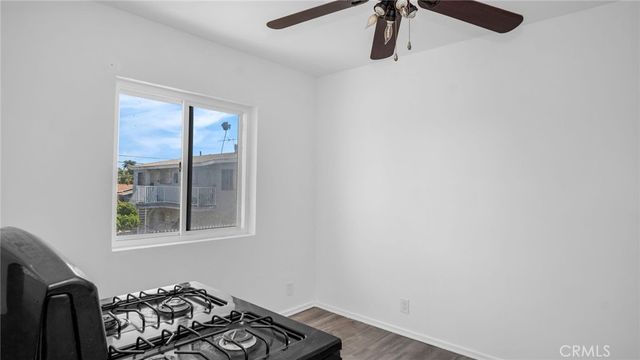 1423 Martin Luther King Jr Avenue 3, Long Beach, CA 90813