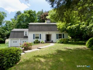 76 Hillsboro Drive, West Hartford, CT 06107