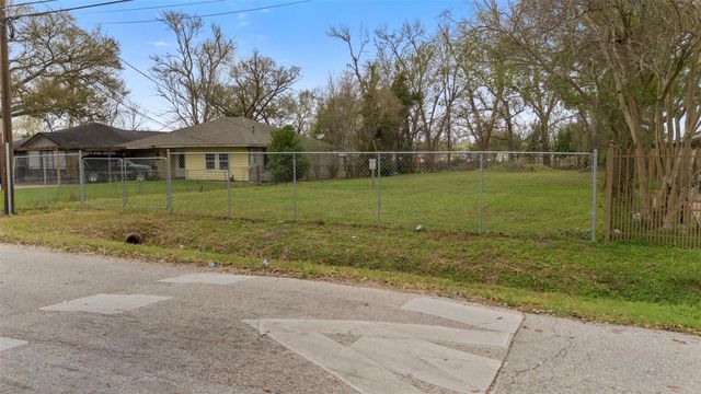 0 Veenstra Road, Houston, TX 77022