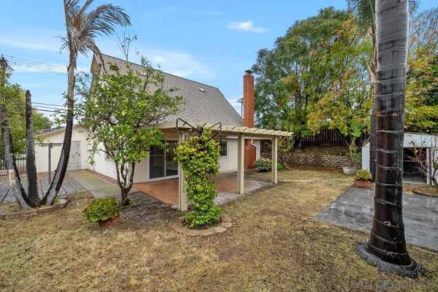 348 Sychar, 92114, CA 92114