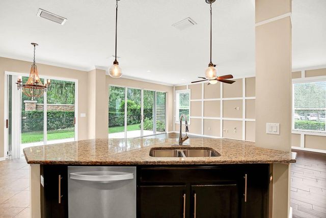 16405 EGRET CROSSING LANE, Lithia, FL 33547