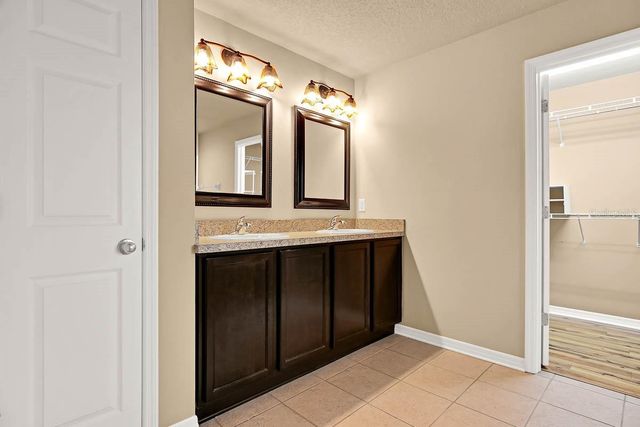 16405 EGRET CROSSING LANE, Lithia, FL 33547