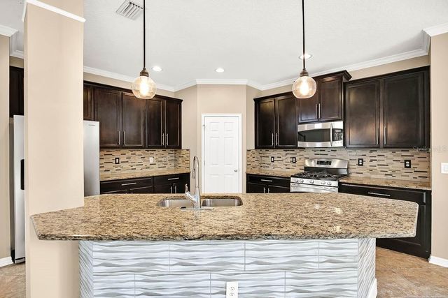 16405 EGRET CROSSING LANE, Lithia, FL 33547